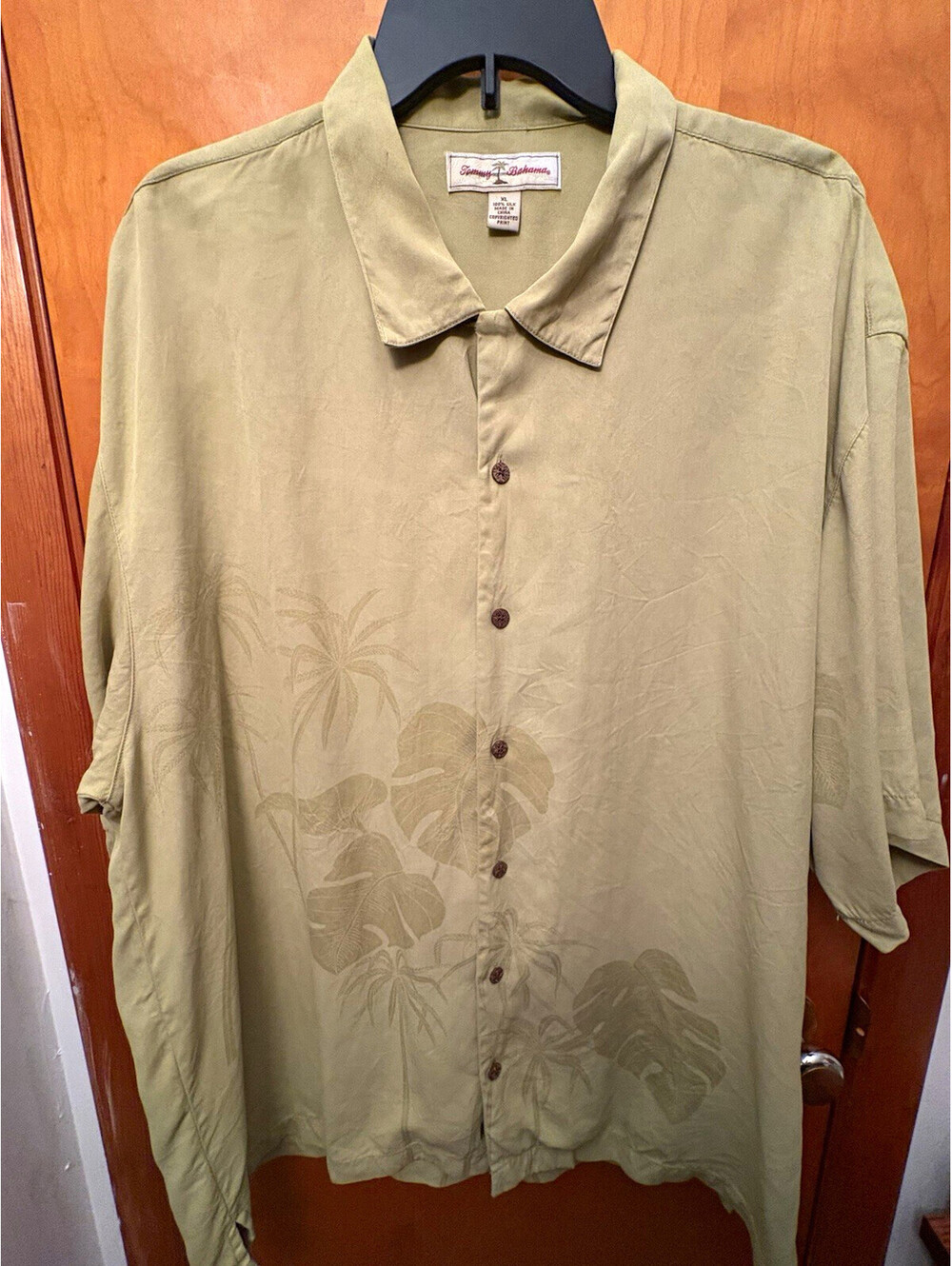 Tommy Bahama 100% Silk Hawaiian Shirt Men’s XL Tan Tropical